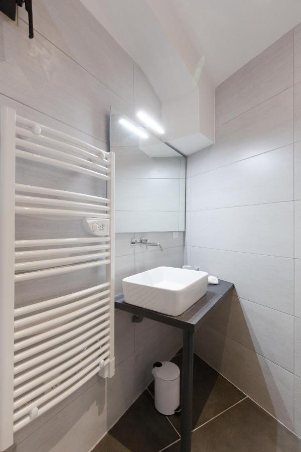 Anzur Yourhosthelper Cannes Ngoại thất bức ảnh