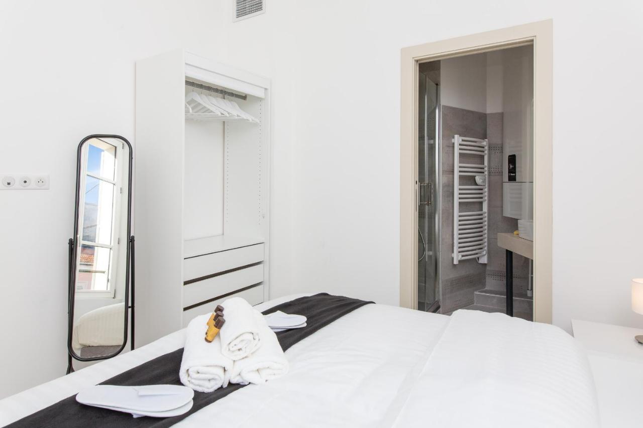 Anzur Yourhosthelper Cannes Ngoại thất bức ảnh